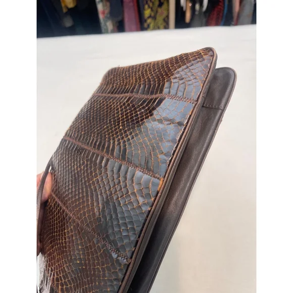Women's Vintage La Belle Brown Snakeskin Clutch Small - Picture 9 of 15